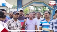 বাড়িতে ভাঙচুর, থানায় অভিযোগ জানাতে গিয়ে আটক বিজেপি নেতা! তুমুল বিক্ষোভ