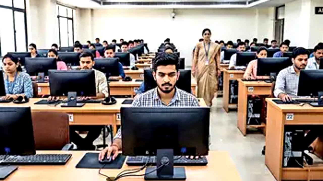 পরীক্ষা নভেম্বর-ডিসেম্বরের মধ্যে