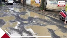 টোটো উলটে যাত্রীর মৃত্যুর পর 'প্য়াচওয়াক'! হাওড়ায় রাতারাতি বুজিয়ে ফেলা হল রাস্তার গর্ত