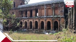 মহালয়াতেই দেবীবন্দনা! সানাইয়ের সুর, নদীস্রোতে ভেসে আসা দ্বিভুজা দারুদুর্গার দ্যুতি; ৩৫০ বছরের প্রাচীন পুজো বাঁকুড়ায়