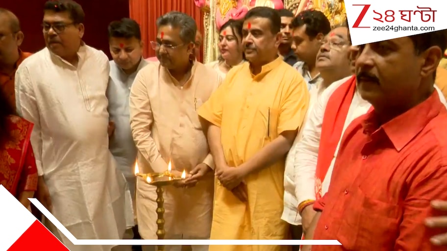 দেবীপক্ষে উত্‍সব মুখর বাংলা! প্রতিপদে সন্তোষ মিত্র স্কোয়ার ও শ্রীভূমিতে পুজোর উদ্বোধনে মুখ্যমন্ত্রী