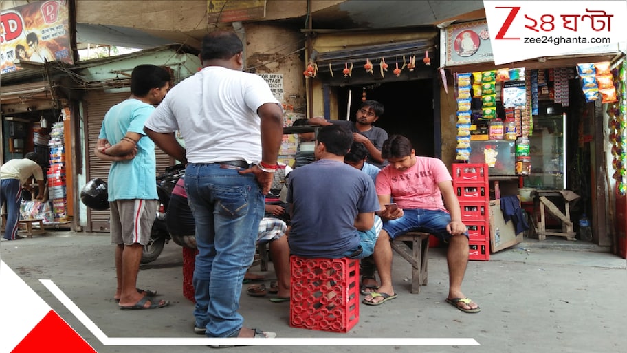 ইয়ংবেঙ্গল থেকে দক্ষিণেশ্বরের ডিভাইন আড্ডা, কফি হাউজ থেকে পাড়ার রক! পুজোয় বাঙালির চাই নতুন আড্ডা?