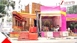 এক মণ্ডপ, দুই পুজো: মাঝখানে কালো পর্দা, নিউটাউনে উৎসবের মাঝেও বিষাদের সুর!