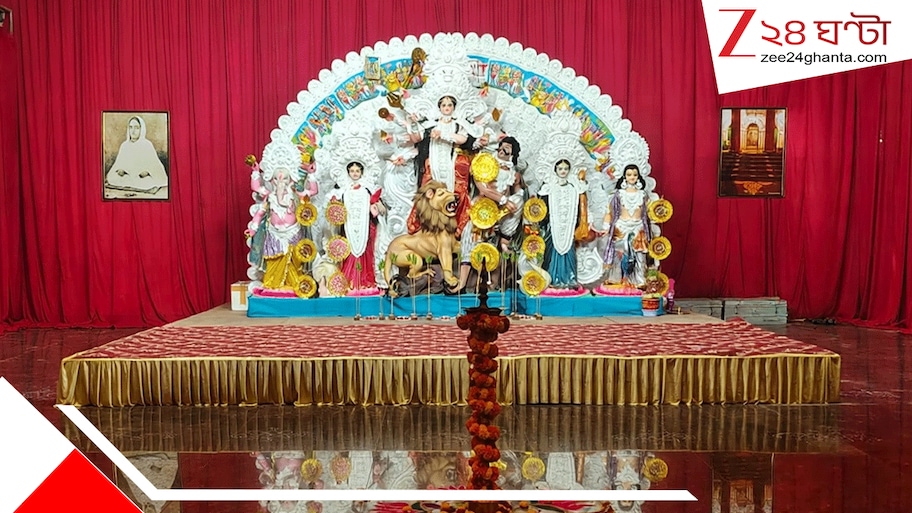 ফাংশন হলে অধিষ্ঠাত্রী উমা! এবার ৫৩ বছরে কালচারাল অ্যাসোসিয়েশন, বাঙালিয়ানার অটুট আমেজ
