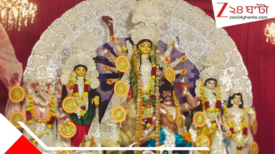 সম্প্রীতির মেলবন্ধন: নিউ দ্বারকা কালীবাড়িতে ষষ্ঠ বর্ষে নারীশক্তিতে ভরপুর দুর্গাপুজো