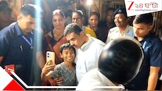'ক্লাস টেন পর্যন্ত মোবাইল ছুঁবি না', বকুনি দিয়েও ছোট্ট রাজদীপের সেলফির আবদার মেটালেন মুখ্যমন্ত্রী