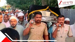বেপরোয়া বাইকের ধাক্কায় মৃত্যু সিভিক ভলান্টিয়ারের! প্রিয় সহকর্মীর শেষযাত্রায় কাঁধ দিলেন আইসি ও ওসি