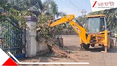 পুজো মিটতেই অ্যাকশন মোডে ইসিএল, আসানসোলে  প্রাক্তন তৃণমূল কাউন্সিলরের অফিসে বুলডোজার!