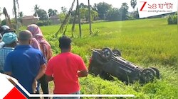 নিয়ন্ত্রণ হারিয়ে নয়ানজুলিতে গিয়ে পড়ল গাড়ি, প্রি-ওয়েডিং শ্যুটে যাওয়ার পথে মার্মান্তিক পরিণতি ৩ জনের